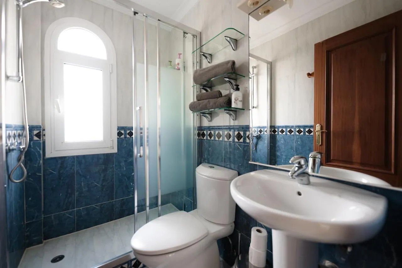 Villa Faya On The First Ocean Line With New Heated Pool Los Cristianos